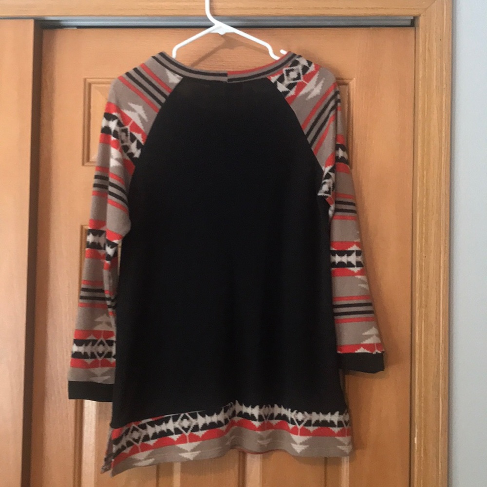 Aztec Sweater - Picture 4 of 4